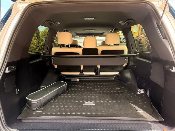 2019 Lexus LX 570 III Рестайлинг 2, синий, 11500000 рублей - вид 10