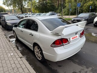 2009 Honda Civic VIII Рестайлинг, белый, 850000 рублей, вид 4