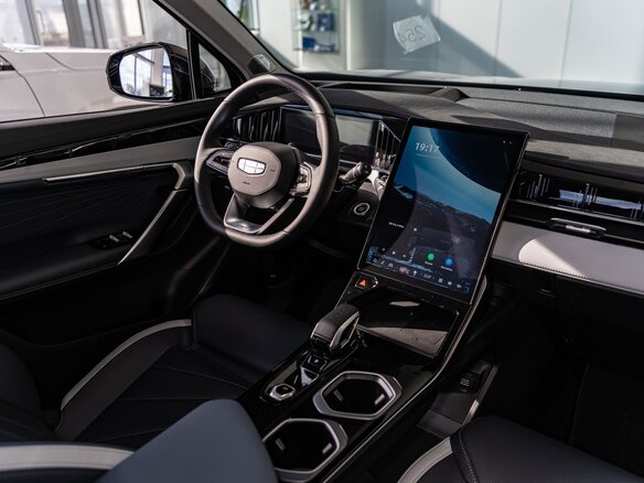 2026 Geely Atlas II, чёрный, 4119990 рублей - вид 28