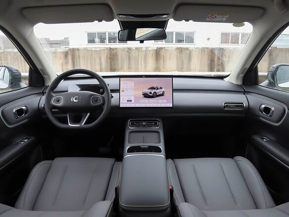2026 Changan Qiyuan Q05 51.9 kWh II, серебристый, 2299000 рублей - вид 5