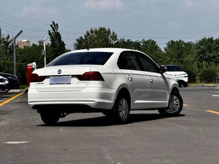 2022 Volkswagen Santana III, белый, 1037009 рублей, вид 3