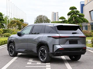 2025 Toyota bZ3X 58.3 kWh, серый, 2640000 рублей, вид 5
