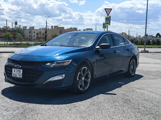 2019 Chevrolet Malibu IX Рестайлинг, синий, 1500000 рублей, вид 2