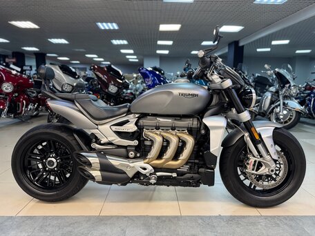 2023 Triumph Rocket 3, серый, 2330000 рублей, вид 1