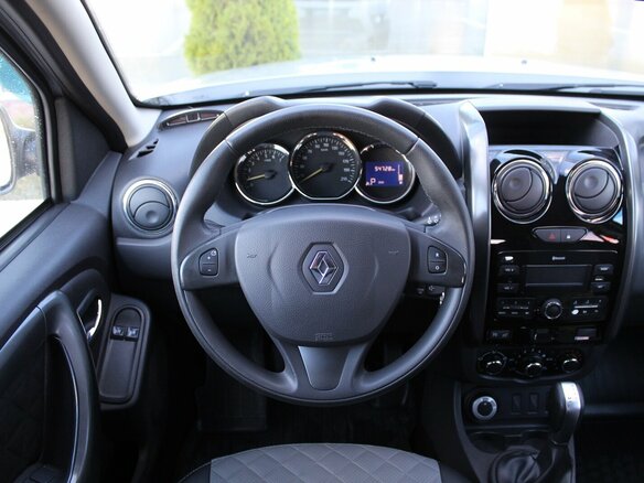 2017 Renault Duster I Рестайлинг, серебристый, 1530000 рублей - вид 7