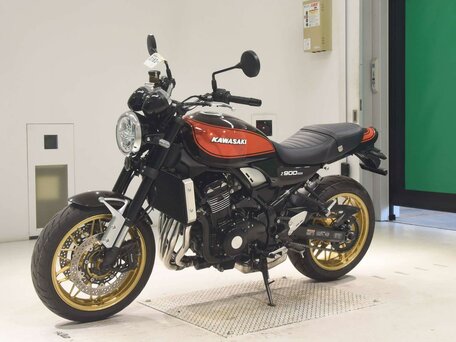 2025 Kawasaki Z 900RS, коричневый, 1377000 рублей, вид 4