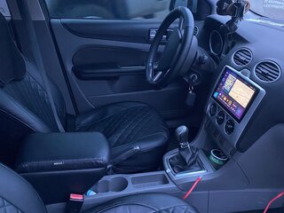 2010 Ford Focus II Рестайлинг, серебристый, 590000 рублей, вид 5