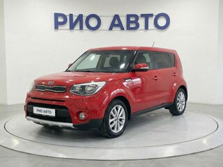 2017 Kia Soul II Рестайлинг, красный, 1529999 рублей, вид 1