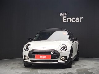 2022 Mini Clubman Cooper II Рестайлинг, белый, 2050000 рублей, вид 2