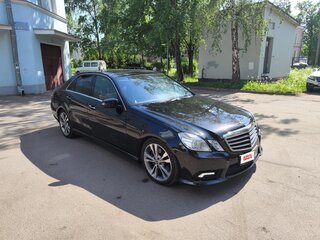 2011 Mercedes-Benz E-Класс 300 IV (W212, S212, C207), чёрный, 1390000 рублей, вид 4