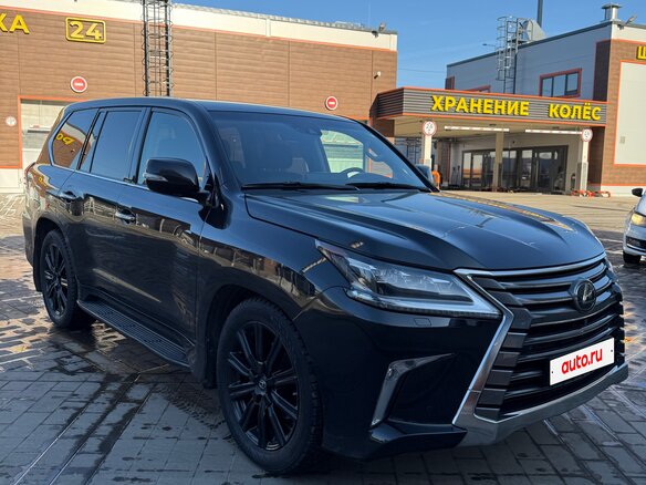 2017 Lexus LX 450d III Рестайлинг 2, чёрный, 6900000 рублей - вид 2