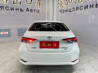 2022 Toyota Corolla XII (E210), белый, 1520000 рублей, вид 5