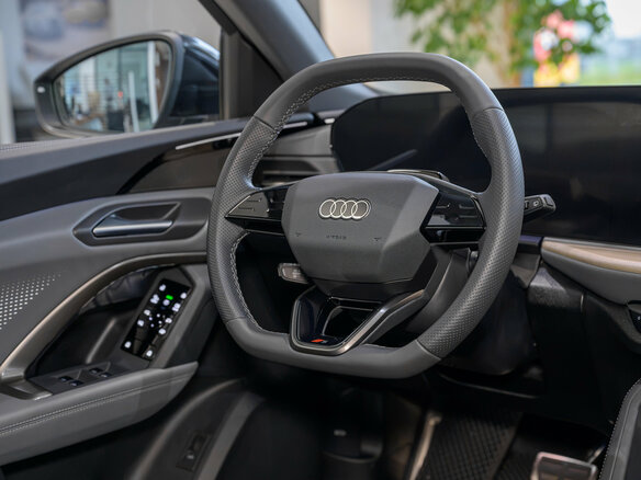 2026 Audi Q5 L III (GU), чёрный, 6690000 рублей - вид 26