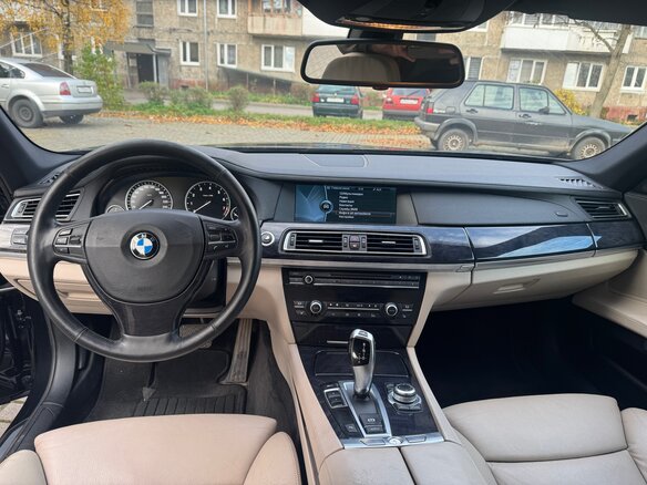 2008 BMW 7 серии 740i V (F01/F02/F04), чёрный, 1580000 рублей - вид 9
