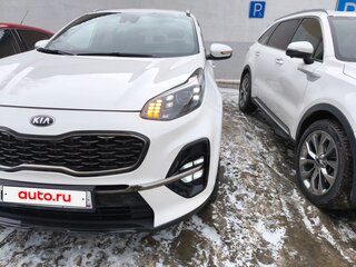 2018 Kia Sportage IV Рестайлинг, белый, 2350000 рублей, вид 3