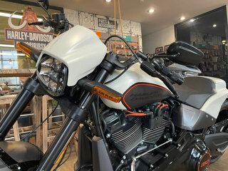 2018 Harley-Davidson FXDR 114, белый, 2300000 рублей, вид 5