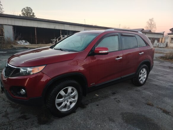 2010 Kia Sorento II, красный, 1150000 рублей