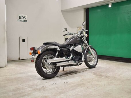 2011 Honda VT 750, серый, 677000 рублей, вид 5