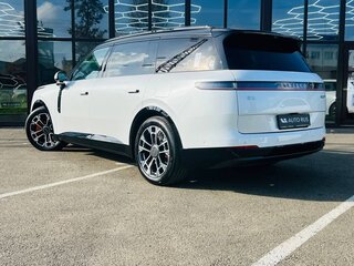 2026 Lynk & Co 900, белый, 7990000 рублей, вид 5