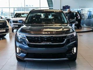 2026 Kia Seltos I Рестайлинг, серый, 3250000 рублей, вид 2