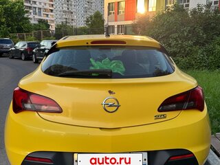 2013 Opel Astra GTC J Рестайлинг, жёлтый, 650000 рублей, вид 4