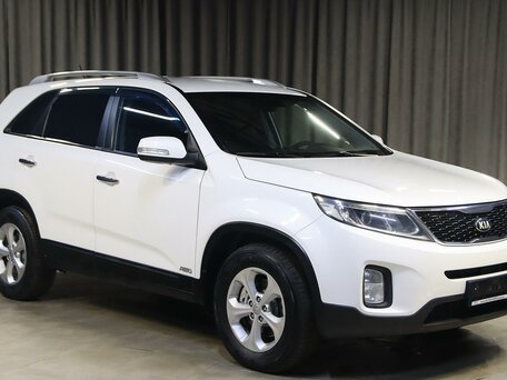 2013 Kia Sorento II Рестайлинг, белый, 1249000 рублей, вид 3