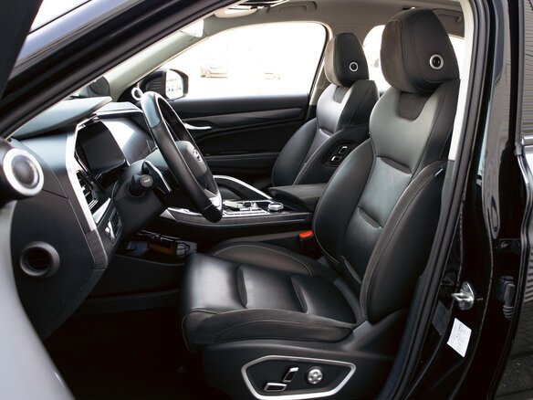 2023 Geely Tugella I, чёрный, 1875000 рублей - вид 9