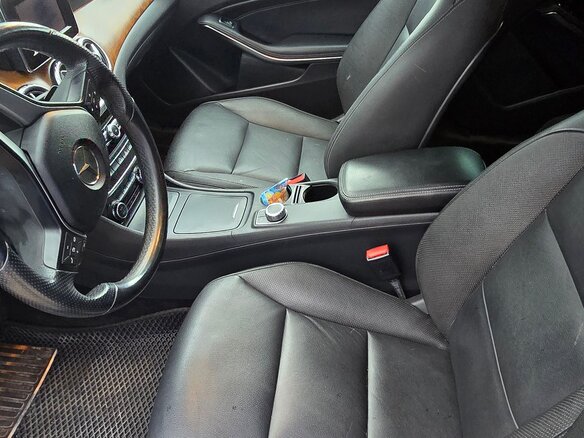 2014 Mercedes-Benz GLA 200 CDI I (X156), чёрный - вид 13