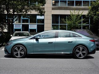 2025 Mercedes-Benz EQE 500, серый, 5869870 рублей, вид 3