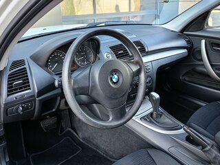 2011 BMW 1 серии 116i I (E81/E82/E87/E88) Рестайлинг, белый, 889000 рублей, вид 5