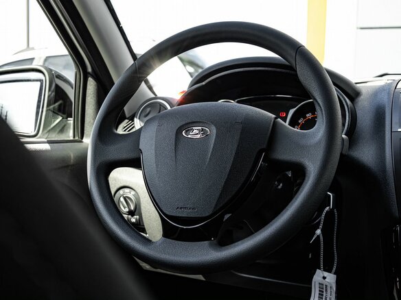 2026 Lada (ВАЗ) Granta I Рестайлинг, белый, 1310000 рублей - вид 14