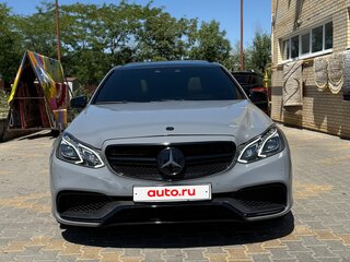 2013 Mercedes-Benz E-Класс AMG 63 AMG IV (W212, S212) Рестайлинг, белый, 3150000 рублей, вид 2