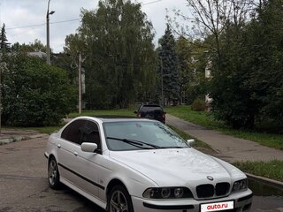 1997 BMW 5 серии 528i IV (E39), белый, 472500 рублей, вид 4