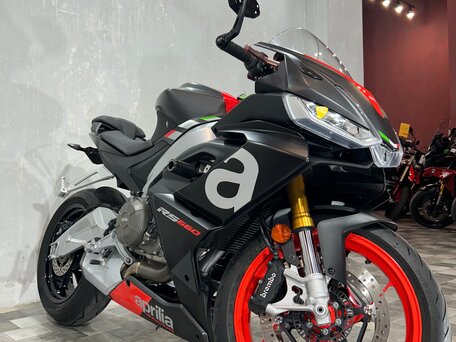 2021 Aprilia RS 660, чёрный, 985000 рублей, вид 4
