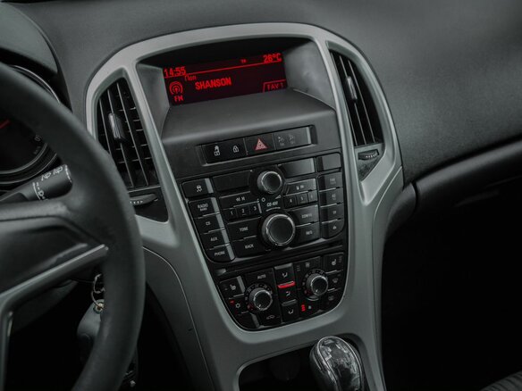 2011 Opel Astra J, белый, 569000 рублей - вид 10