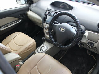 2006 Toyota Belta I, серый, 248000 рублей, вид 5