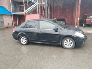 2011 Nissan Tiida I Рестайлинг, чёрный, 650000 рублей, вид 2