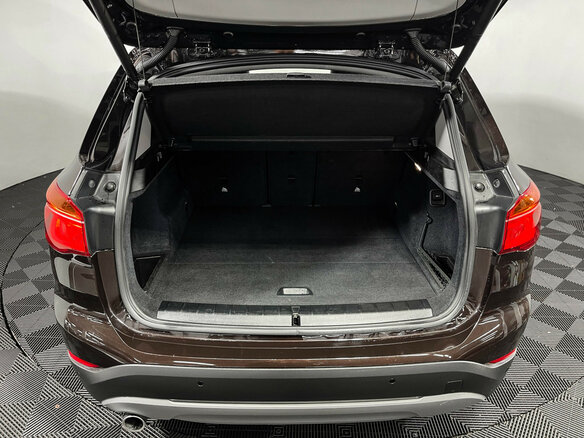2016 BMW X1 18d xDrive II (F48), коричневый - вид 8