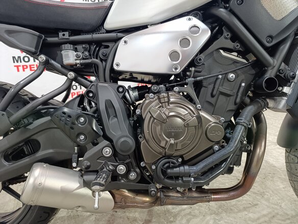 2021 Yamaha XSR700, серебристый, 700000 рублей - вид 11