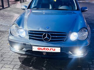 2005 Mercedes-Benz C-Класс 230 II (W203) Рестайлинг, серый, 380000 рублей, вид 3