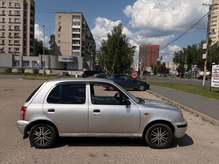 2001 Nissan Micra II (K11), серебристый, 135000 рублей, вид 3