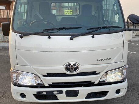 2022 Toyota Dyna, белый, 3500000 рублей, вид 3
