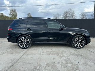 2024 BMW X7 40i I (G07) Рестайлинг, чёрный, 8050000 рублей, вид 5