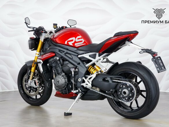 2024 Triumph Speed Triple, красный, 1727000 рублей - вид 7