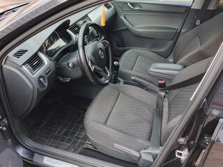 2017 Skoda Rapid I, чёрный, 900000 рублей, вид 5