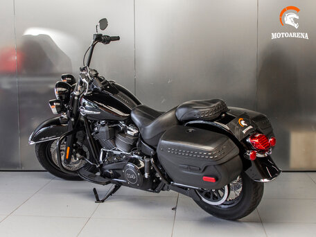 2018 Harley-Davidson Heritage Classic, чёрный, 1368499 рублей, вид 5
