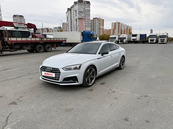 2019 Audi A5 II (F5), серебристый, 3740000 рублей