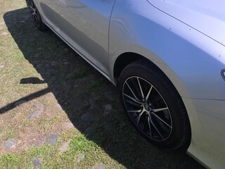 2012 Toyota Camry VII (XV50), серебристый, 1600000 рублей, вид 3
