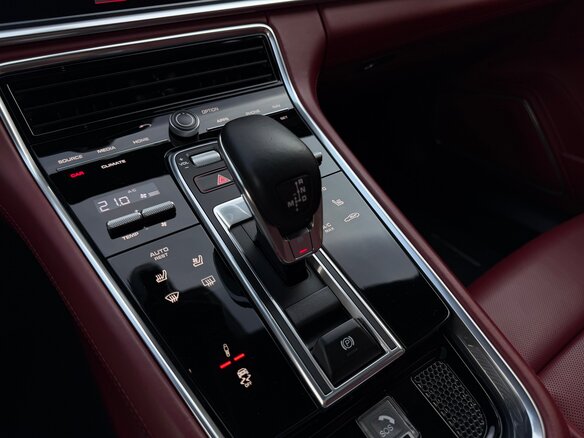 2019 Porsche Panamera GTS II, серый, 10290000 рублей - вид 22