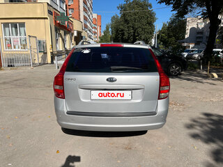 2010 Kia Ceed I Рестайлинг, серебристый, 635000 рублей, вид 5